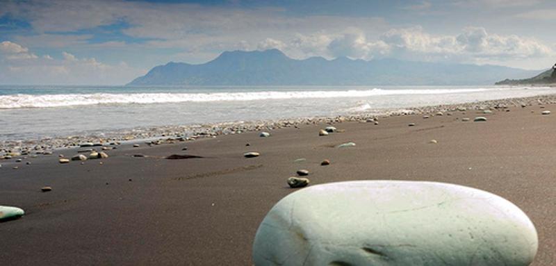 Naga Panda Beach