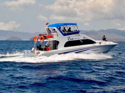 komodo_fantastico_img_Speed-boat2_002