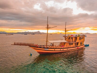 Natural - Boat