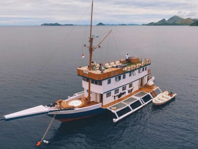 Sea Familia - Boat